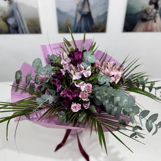 Florist's Choice - Daily Fresh Bouquet